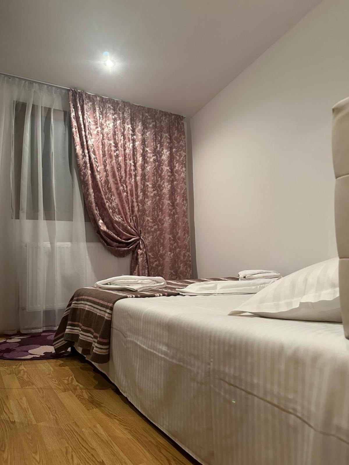 Special Apartment Nadeva Suceava Dış mekan fotoğraf